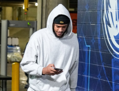 NBA「おしゃれ番長は誰だ！？」Mavericksの“金曜フィットチェック”が話題沸騰！