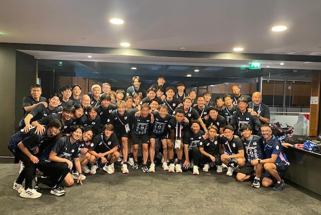 流行りのゴールパフォーマンスが話題の21歳が五輪の結果を報告「人生で1番楽しい大会でもありました！」