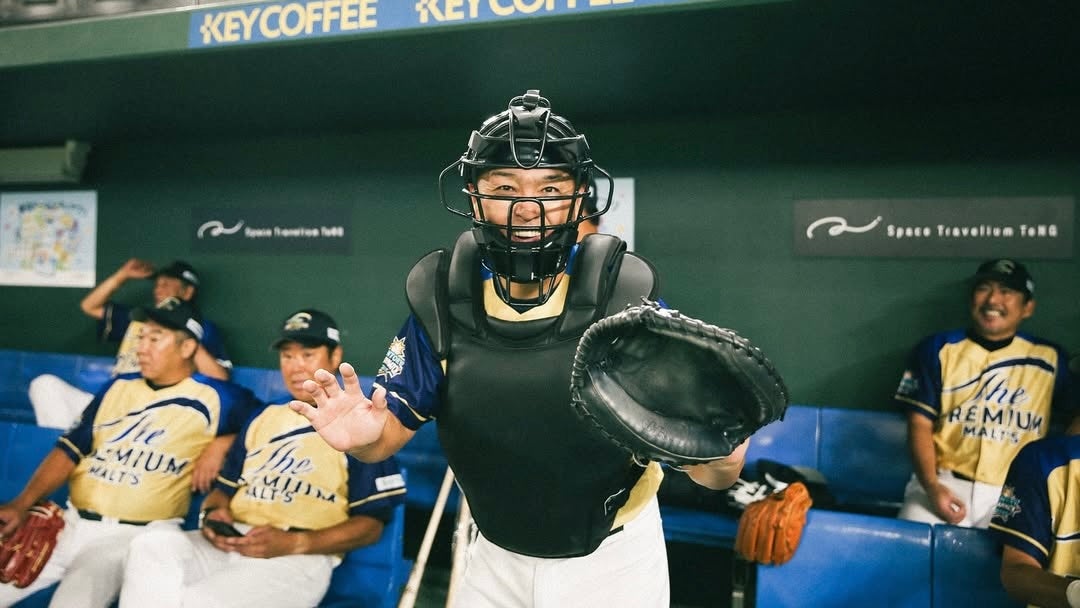 ファン熱狂！レジェンド捕手が魅せた“一球入魂”の復帰戦