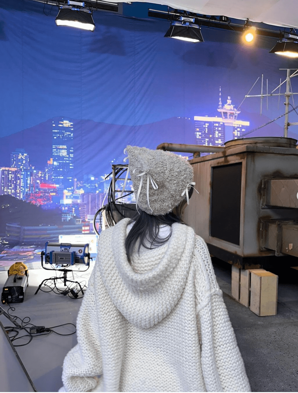 サクにゃん登場⁉︎猫のようなキュートでクールな写真にファンからは「保護案件」の声💕