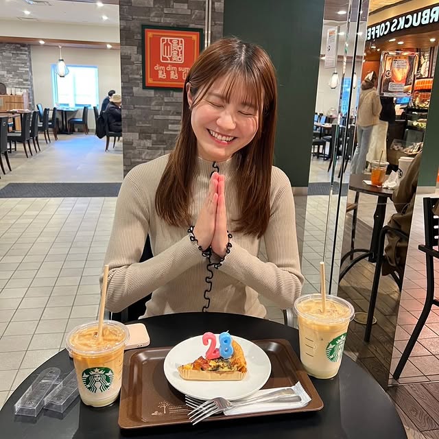 「やっちまったなぁ～」市村紗弥香、友人誕生日で年齢間違える痛恨のミス⁉笑ってごまかす姿が可愛すぎると話題に！