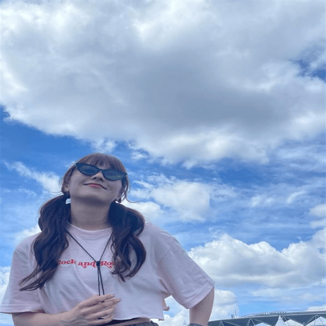 「大青空の天使」ももクロ佐々木彩夏、”めちゃカワ”なツインテール姿の公開でファン悶絶