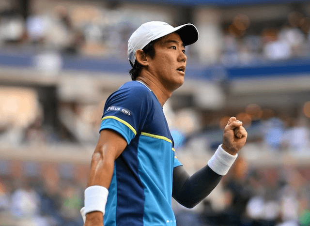 西岡良仁、全米オープン初戦で地元スターと激闘！センターコートで堂々のプレー