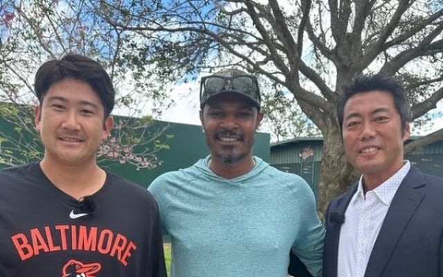 上原浩治がオリオールズのキャンプでジョンジーとバッタリ！