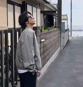 「何が好き?」人気俳優が自身のショットを大量公開、彼氏感溢れる内容も