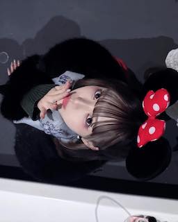 「もう可愛すぎる」人気インフルエンサー ”透明感抜群”ショット公開で話題に