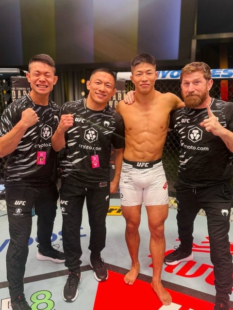 堀口恭司が勝利を「全力祝福」、American Top Teamの結束がにじむオクタゴン