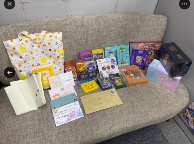 人気声優がファンからの差し入れと手紙に感謝を伝える