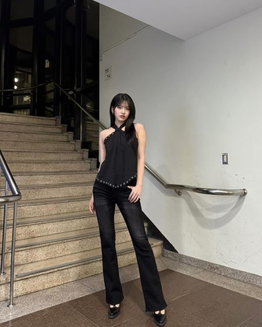 IVE・ユジン公開の「超絶美脚ショット」が美しすぎると話題！