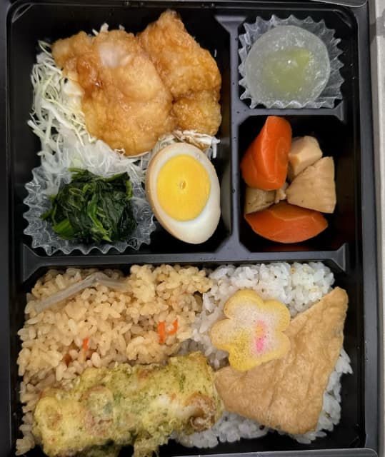 お笑いタレント バカリズム アメトークのお弁当を公開！