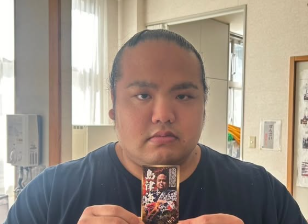 「非売品のレアアイテム⁉」大相撲放駒部屋オリジナルトレカにファン大興奮！