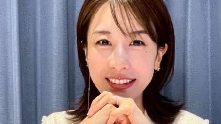 加藤綾子が白コーデで爽やか美を披露！「ナゼそこ？＋」出演時の姿に絶賛の嵐