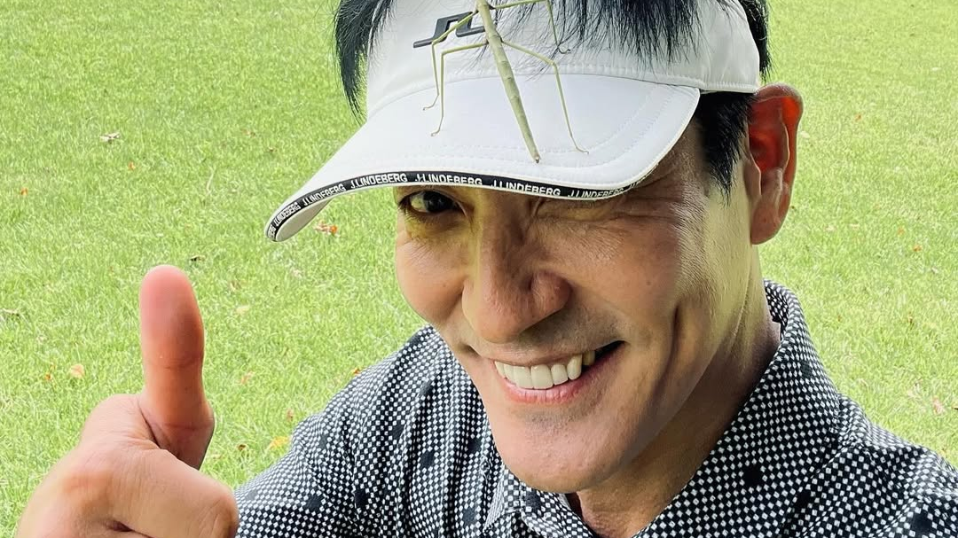 「今年も見つけました、ナナフシ」沢村一樹、ゴルフ場で見せる笑顔にファン歓喜！