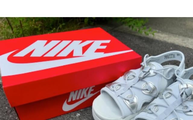 陸上長距離・細田あい、3年愛用のサンダルに新色シルバーを追加