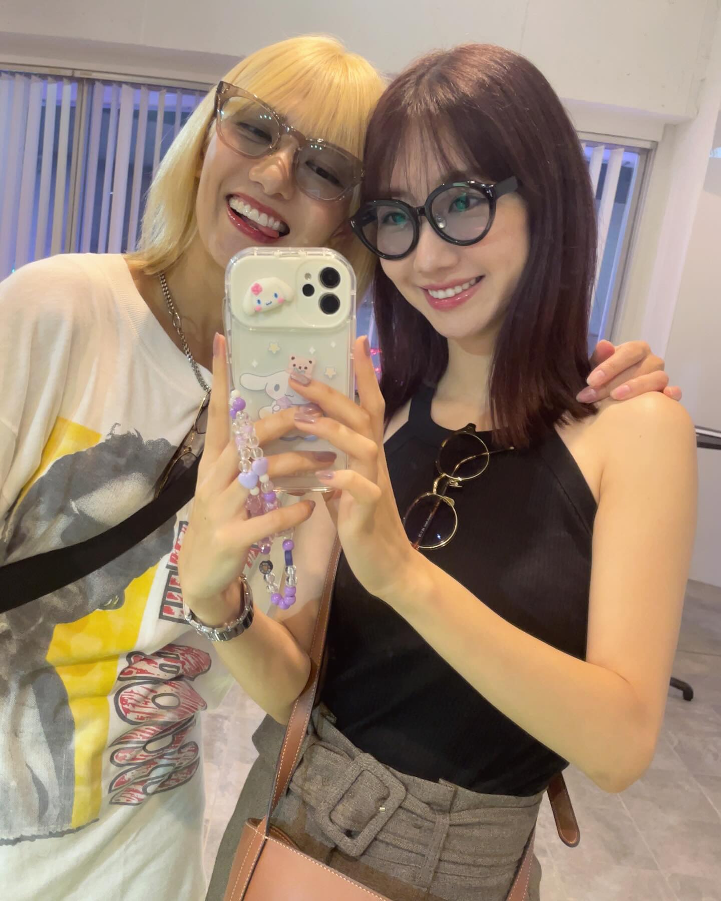 「尊い」「可愛い」人気を博した元AKBカップルがお揃いショット公開