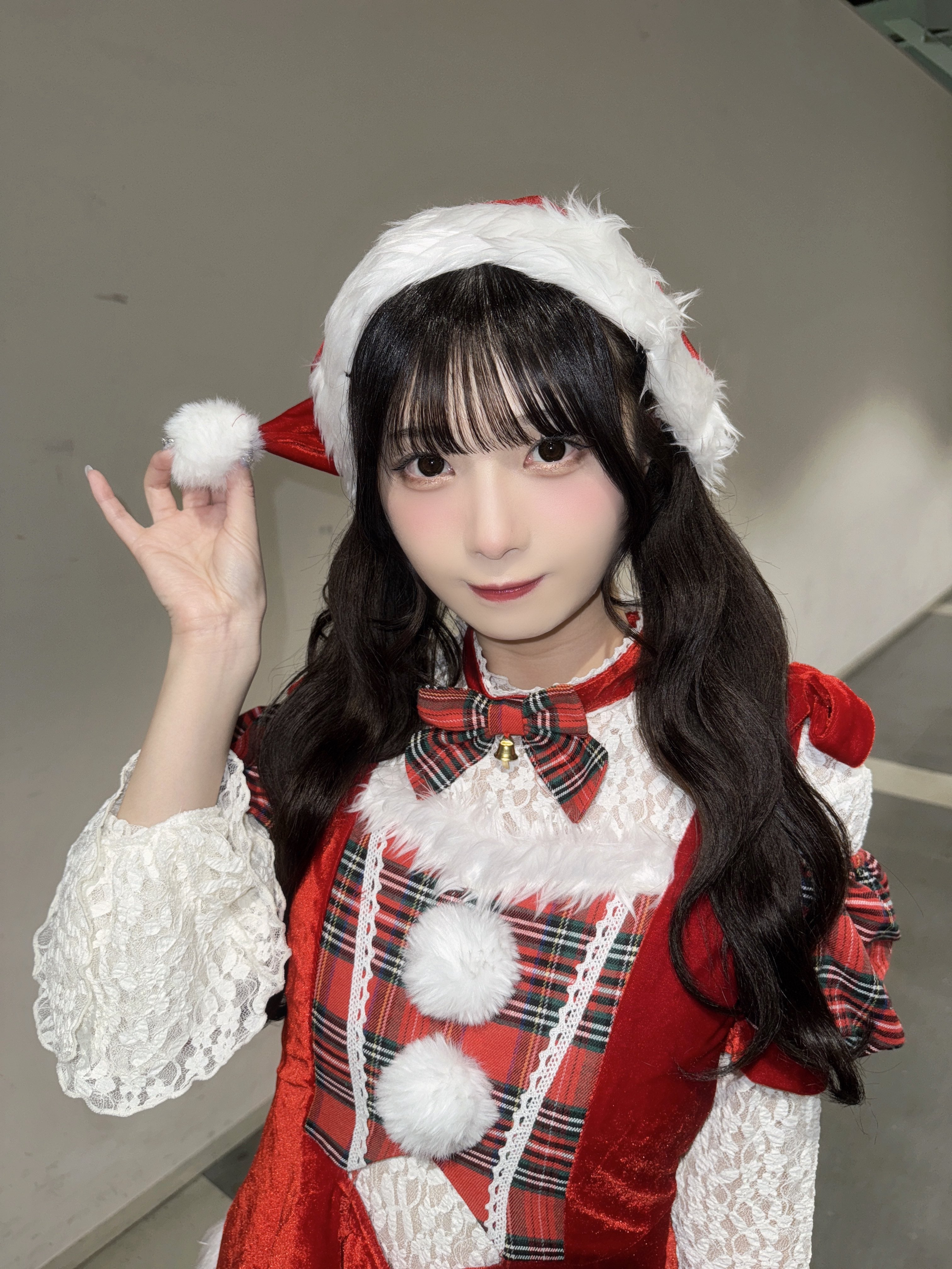 「可愛すぎて眠れない」イコラブ菅波美玲、聖夜に現れた“みれサンタ”にファン悶絶