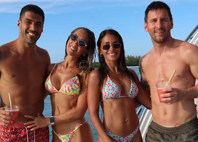 「仲良しすぎる」メッシとスアレスが今年も一緒に休暇を過ごす