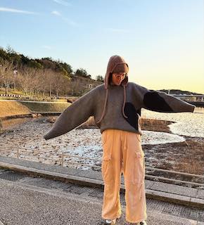 生田斗真の妻・清野菜名がたった一言でファンの癒しに🍛🤤💕「おつかれーらいす♡」