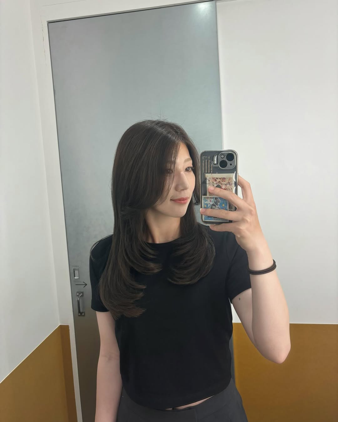 仲田歩夢、髪を切った姿を公開　「まるでスーパーモデル」と話題に