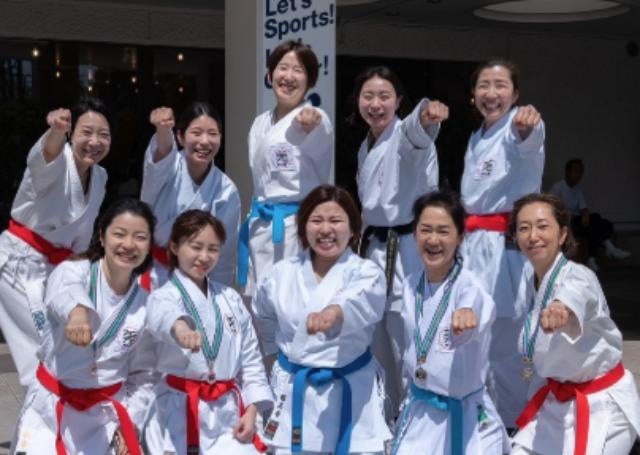 空手女子・岩本衣美里、美心館メンバーの快挙に感動！渋谷区大会で上位独占