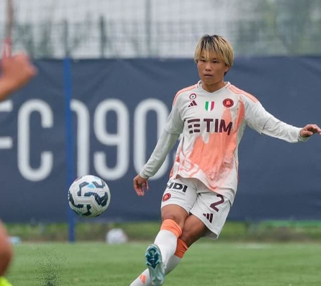 なでしこジャパン南萌華　「みんないつも一緒」イタリア･ASローマでの試合を振り返る　かわいい乱入者も？！