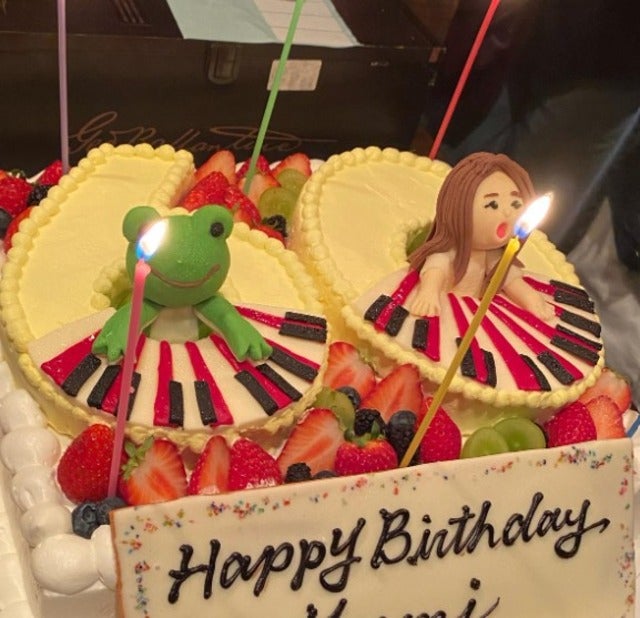 杉田かおるが大切な友人の還暦をお祝いする！