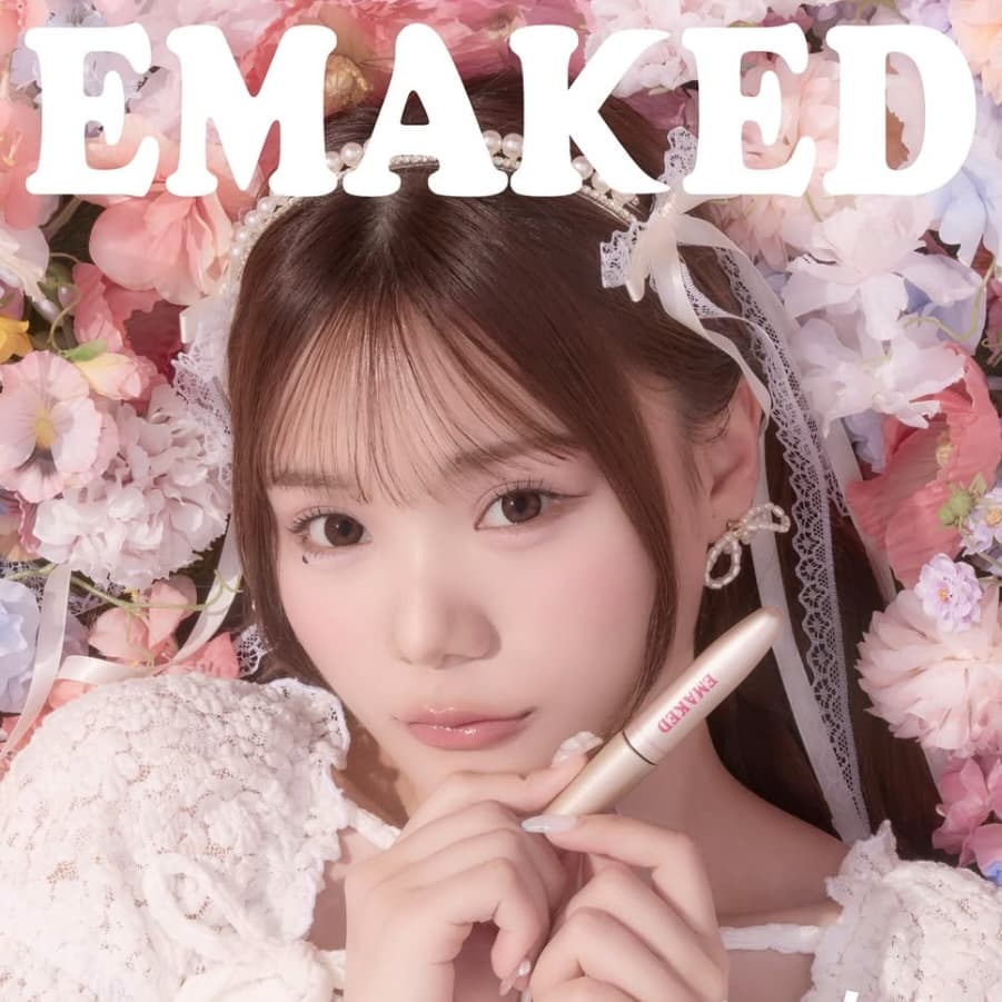 大人の魅力、解放しちゃう！CUTIE STREET古澤里紗のソロショット　まつ毛美容液『EMAKED』のアンバサダーに就任