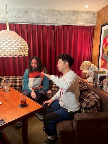 「一瞬誰かと思った」又吉直樹、ファン待望のあの人との対談が！！NEWビジュアルに驚きの声も