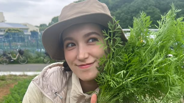 トラウデン直美、“間引きにんじんくんたち”にほっこり「#やさいの時間」にファン癒される
