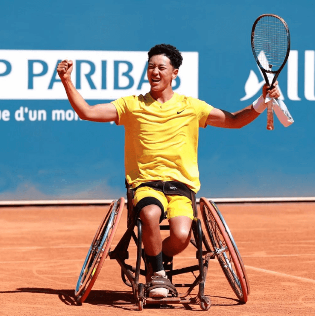 スマホCM出演で話題のイケメンテニスプレイヤーが優勝&世界ランク1位を報告