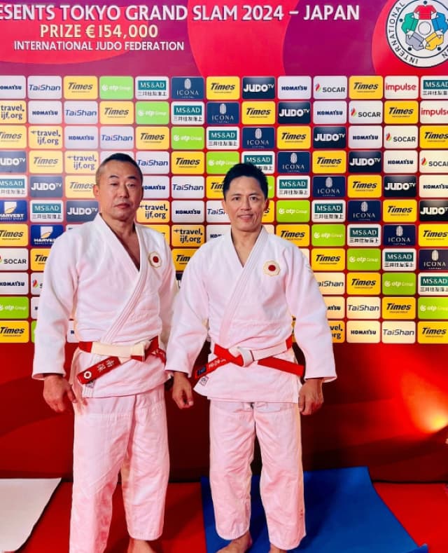 野村忠宏が古式の形を披露「まだまだヒヨッコなので」