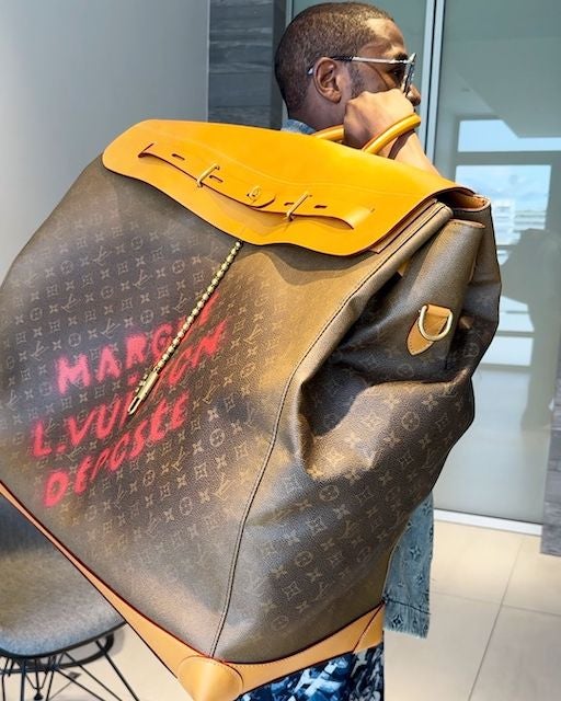 メイウェザーが驚愕のハイブランドコーデを披露