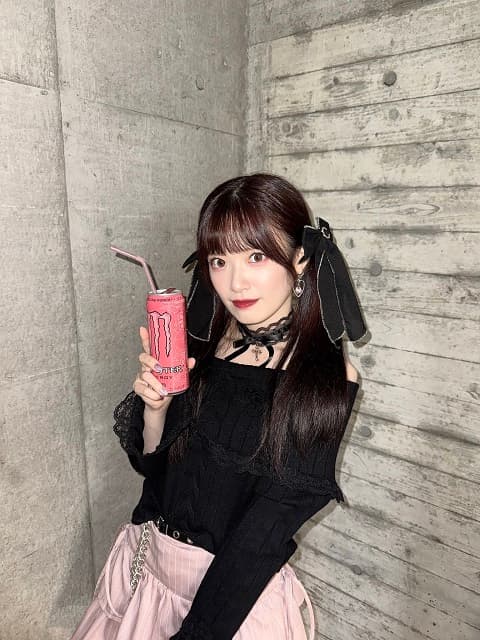 AKB48メンバーが地雷系女子に!?似合っていて可愛いとファン絶賛