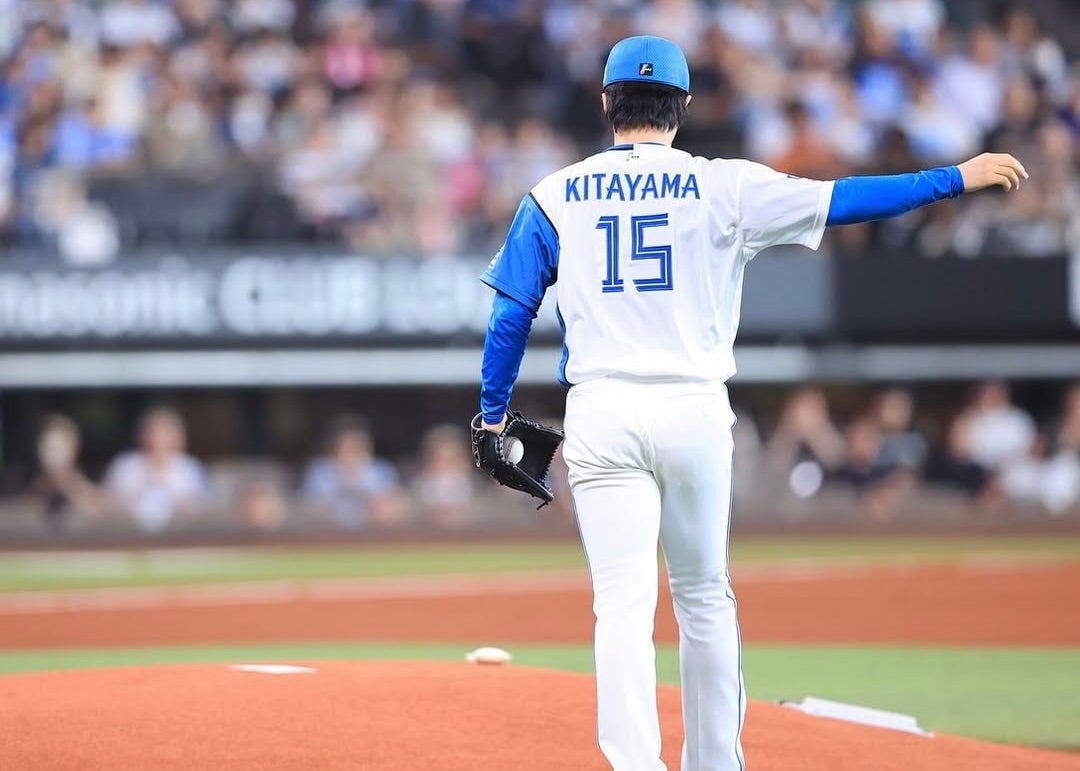 北山亘基、背番号15での初勝利！エスコン100勝目に花を添える快投