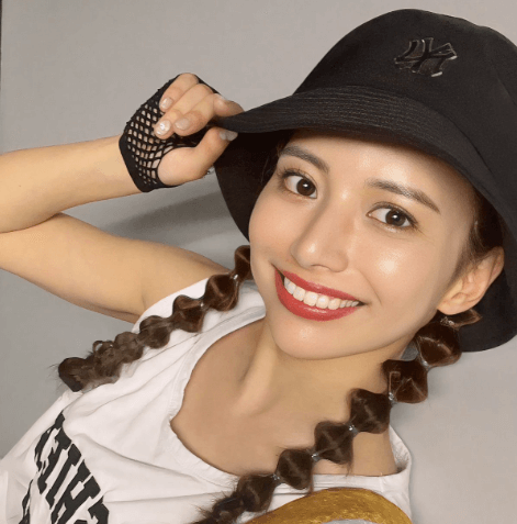 BDラウンドガールが朝倉未来へエール「最高の結果が待ってますように。」