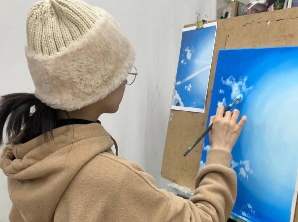 「多才すぎる」韓国アイドル、プロ顔負けの画力にファン層然