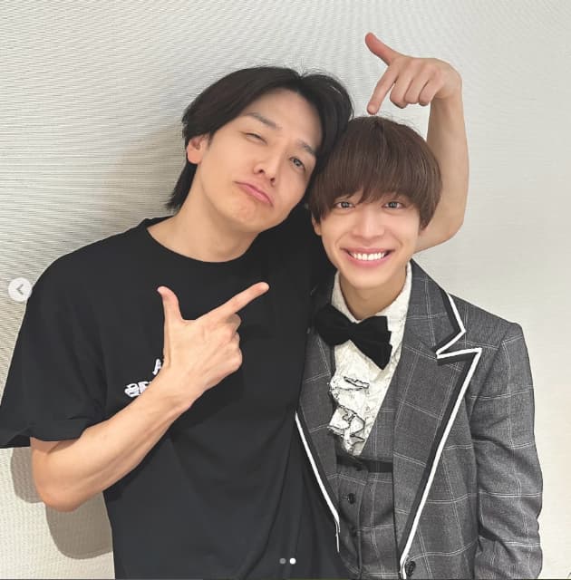 松島聡　あの先輩との2ショットを公開　『赤ちゃんフェイスで可愛スンギ💖👶🏻』