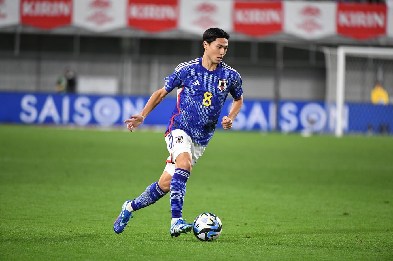 南野拓実、ファンに感謝⚽️チュニジア戦のショットを披露📸✨