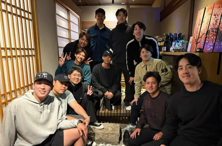 侍ジャパン投手陣が“投手会”開催　高橋宏斗・大勢ら豪華メンバーが宮崎で親睦