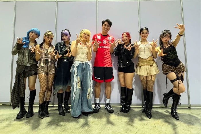 HANAに囲まれた髙橋塁！！羨ましすぎる1枚に髙橋藍も嫉妬！？