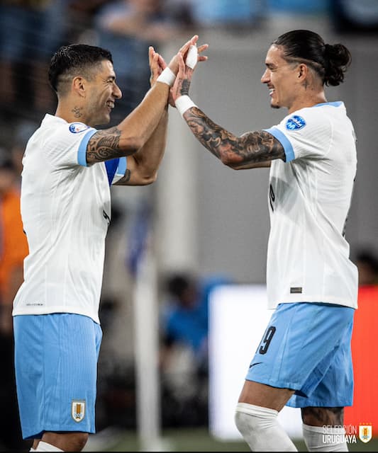 ヌニェス 代表引退の”アイドル”へ感謝の投稿！