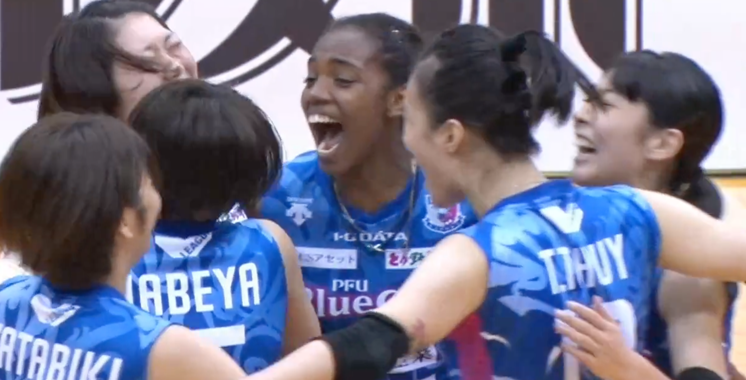 Ｖリーグ女子　PFUブルーキャッツvs. トヨタ車体クインシーズ 2021/10/24【ハイライト】