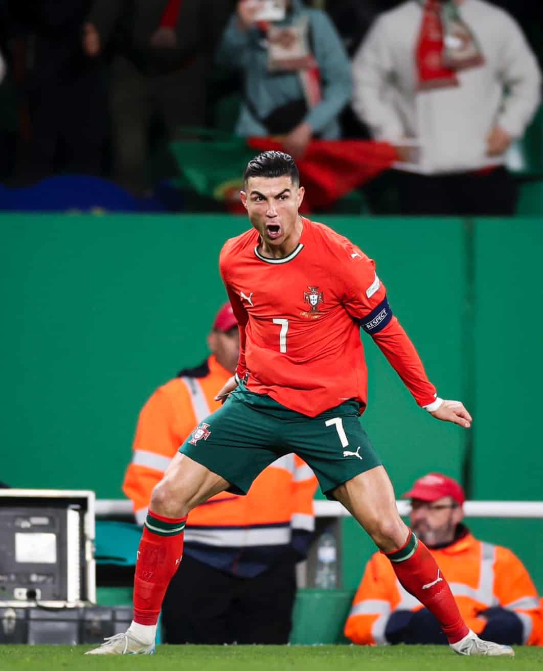クリスティアーノ・ロナウド、ポルトガル代表のネーションズリーグ準決勝進出を喜ぶ
