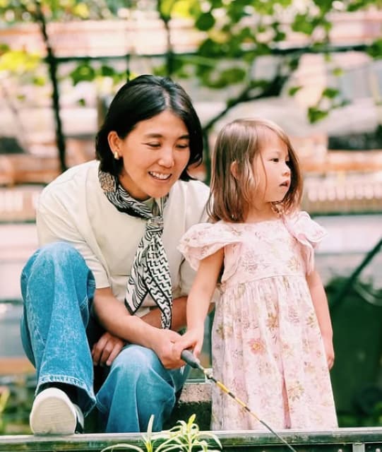 タサン志麻の素敵家族写真に反響続々！？出演番組情報も公開