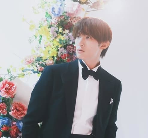 「5周年おめでとうございます！」SnowMan・向井康二、デビュー5周年を迎えたことを報告！