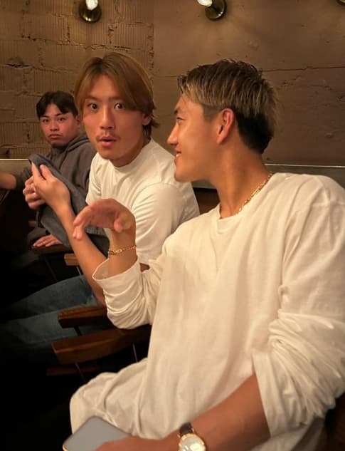 堂安律、瀬古歩夢 贅沢な鮨タイム！