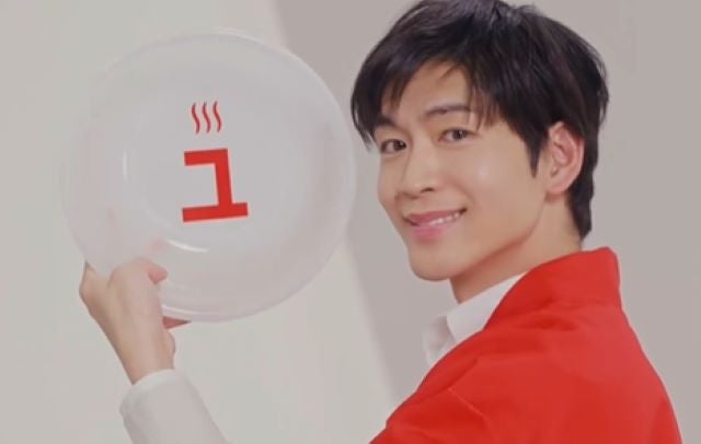 今すぐ行きたくなる！松下洸平がユニクロの新CMに登場