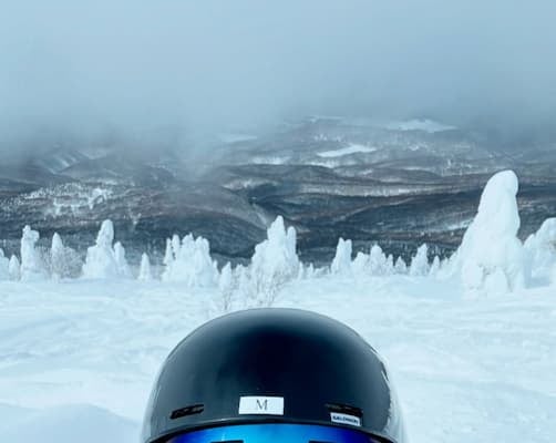 「八甲田山で滑って来ましたーー！」チョコプラ長田がウィンタースポーツを満喫！