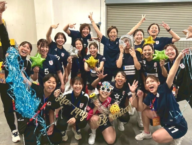 笑顔あふれるセパタクロー日本代表チーム！伊澤千夏がキングスカップ舞台裏で見せた絆のオフショット
