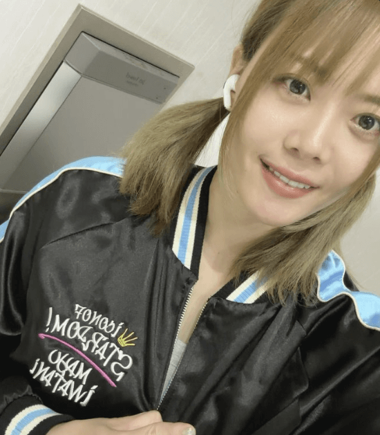 STARDOM【スターダム】 岩谷麻優、ファンとサイン会で熱いひとときを共有！